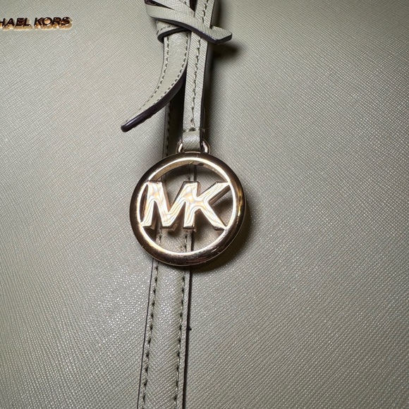 Michael Kors Light Green Tote Bag - Picture 3 of 13